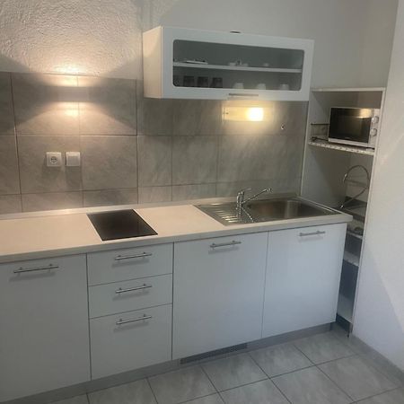 Apartmani Isabella - Ilda Radonic Jelsa  Eksteriør bilde