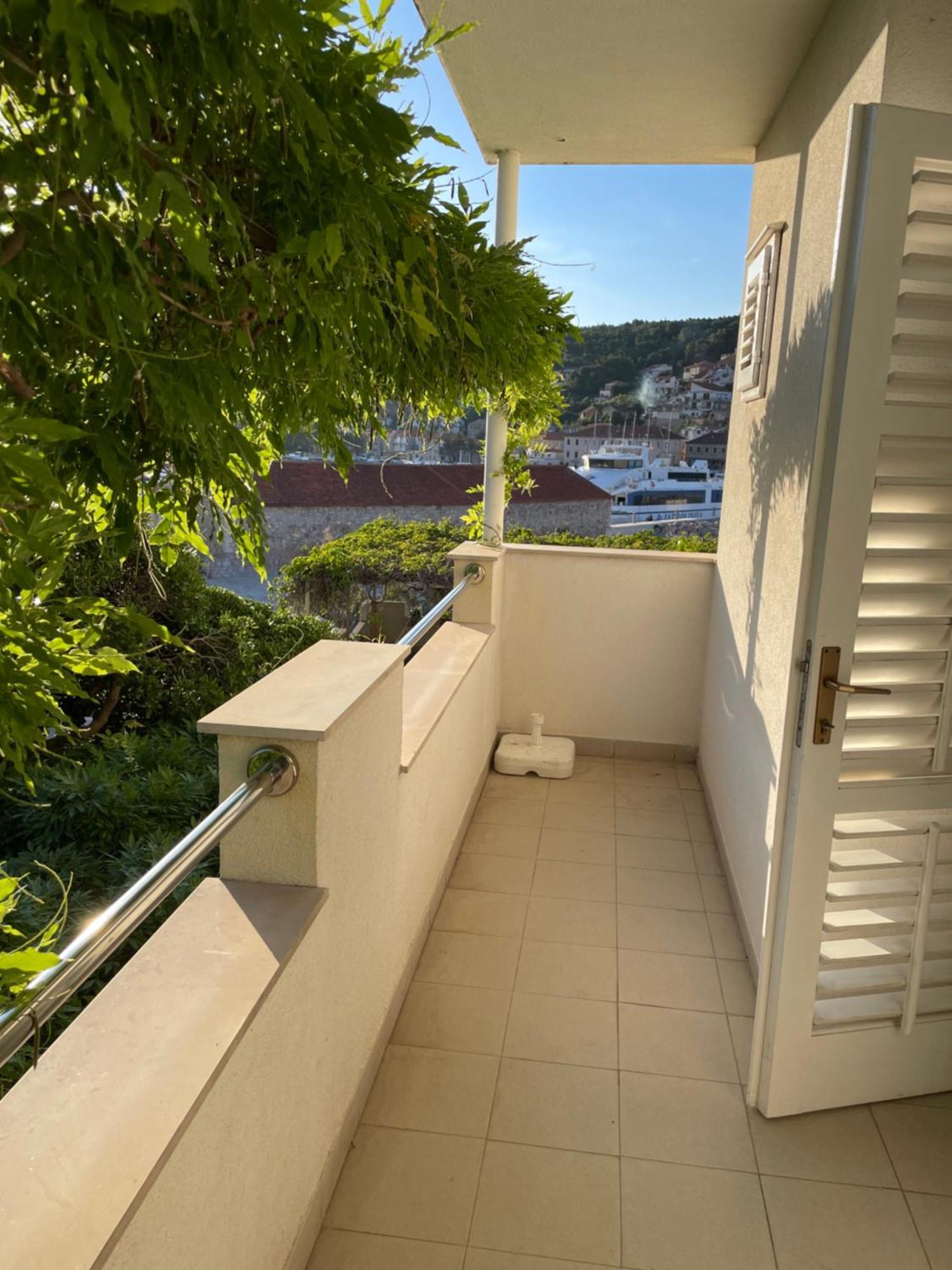 Apartmani Isabella - Ilda Radonic Jelsa  Eksteriør bilde