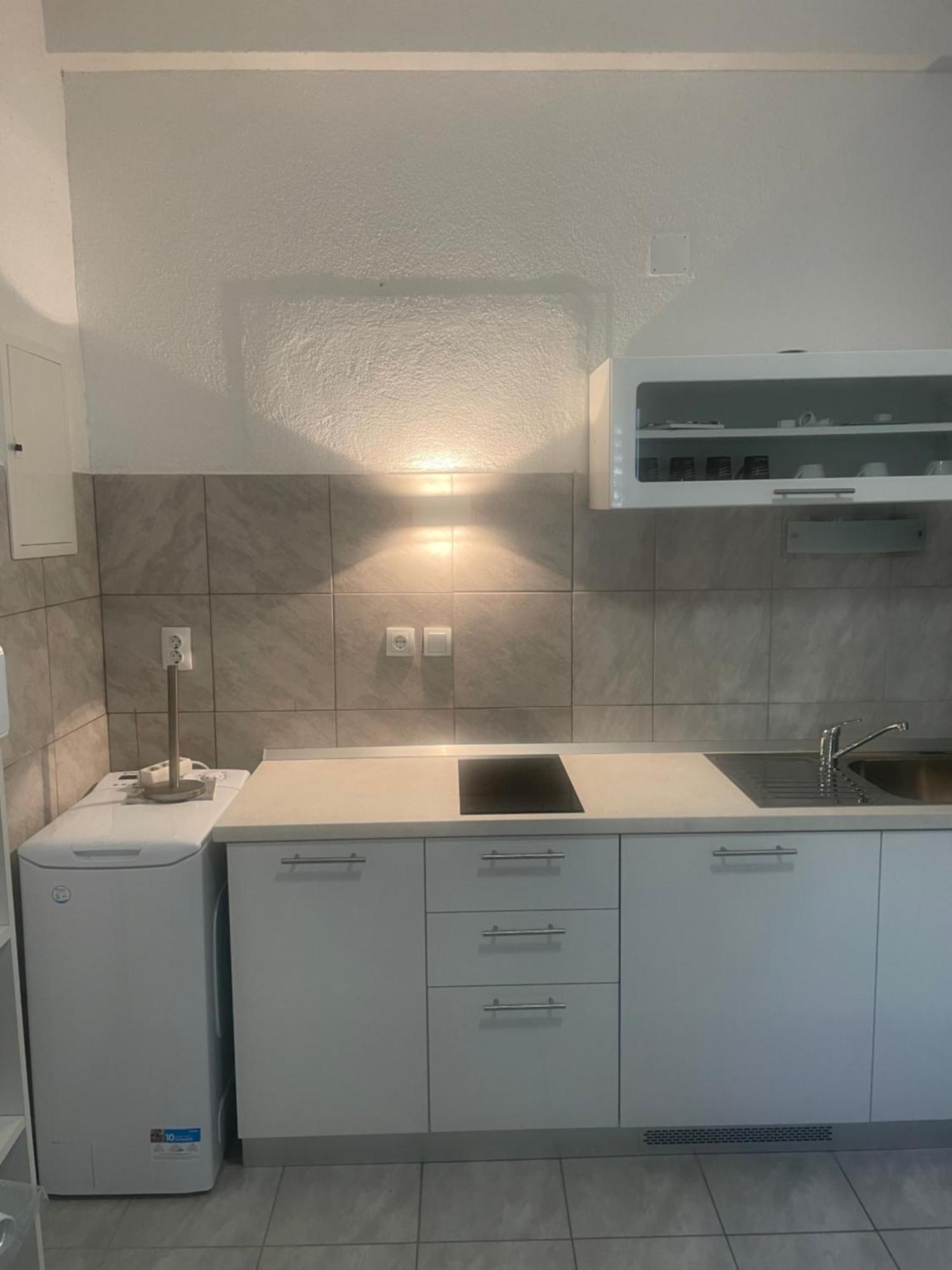 Apartmani Isabella - Ilda Radonic Jelsa  Eksteriør bilde