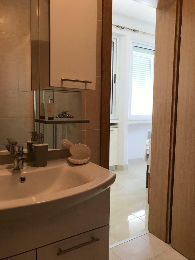Apartmani Isabella - Ilda Radonic Jelsa  Eksteriør bilde